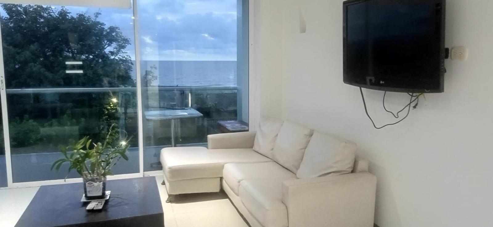 Apartment Luxury Playa Azul Frente Al Mar 200m Cartagena