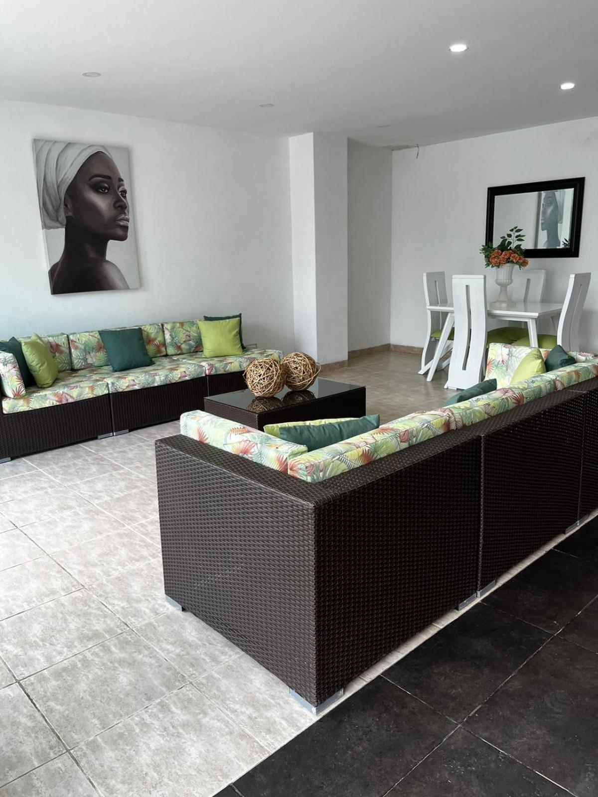 Apartment Luxury Playa Azul Frente Al Mar 200m *